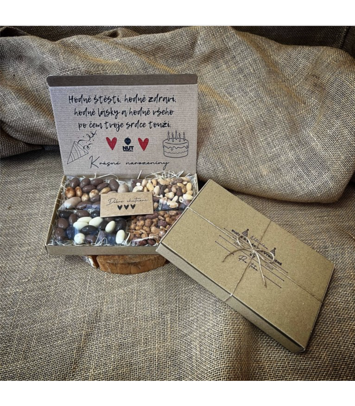 Narozeninový mix ořechů v dárkovém balení