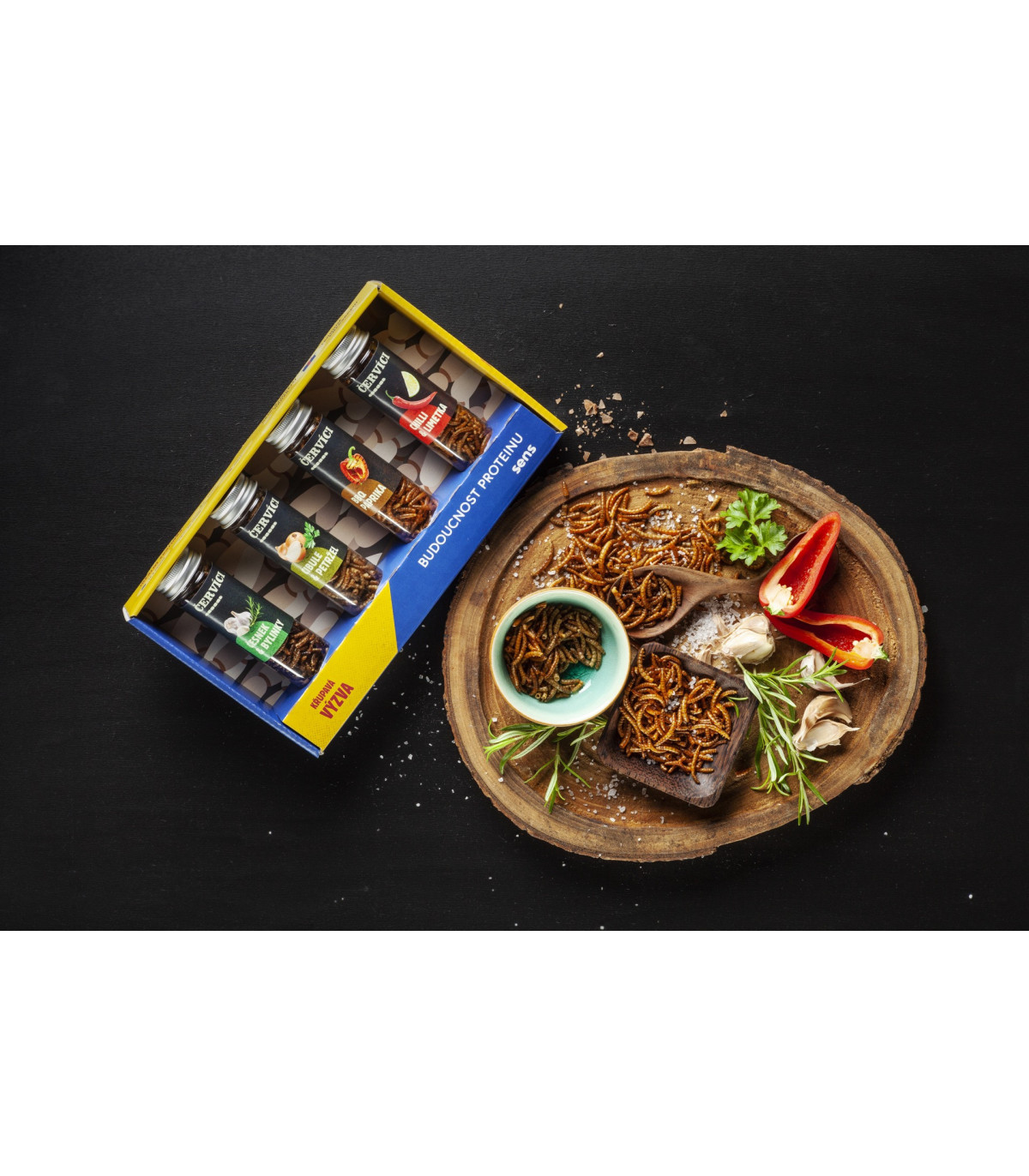 Pražení červíci v dárkové krabičce