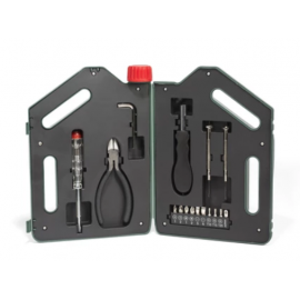 Sada nástrojů v nádobě na olej